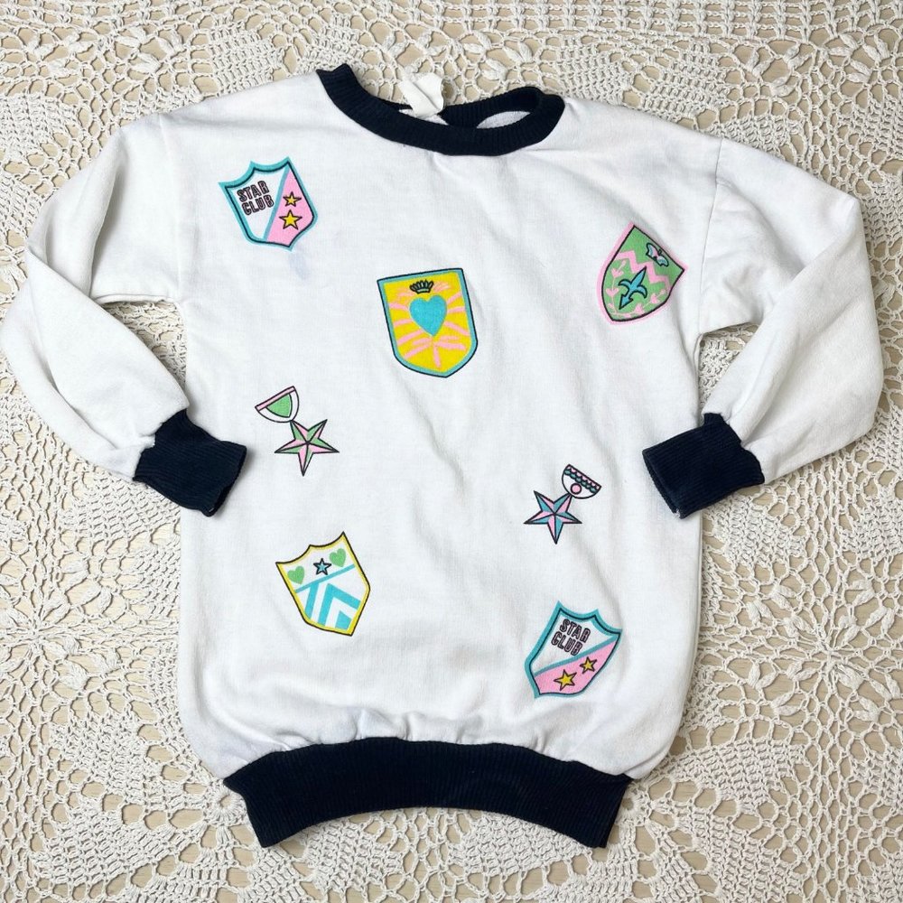 Vintage 1980s JcPenney Girls 7-8 Years Crest Shield Crewneck Pullover Sweatshirt